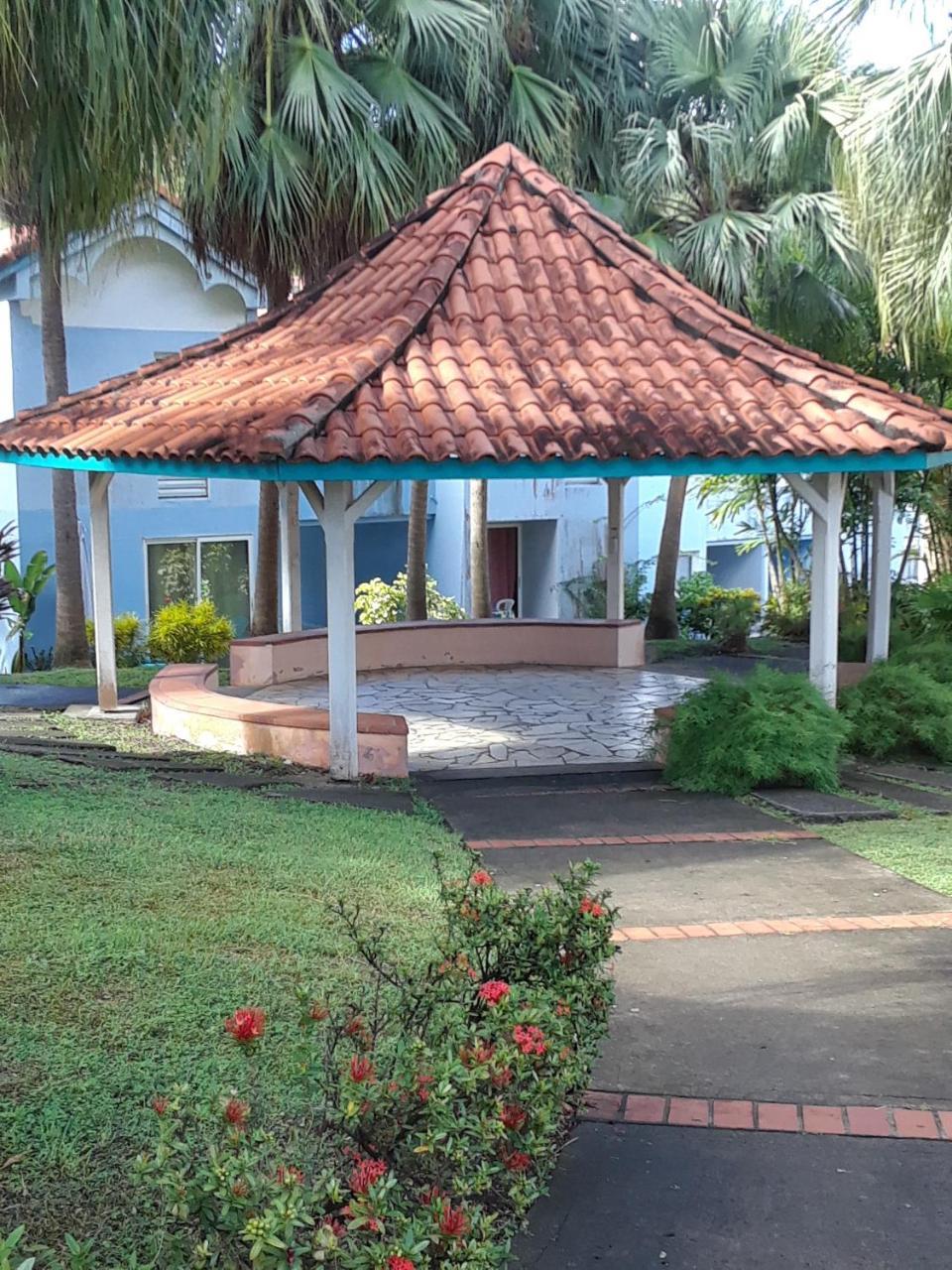 Residence Des Salines Сент-Ан Екстериор снимка